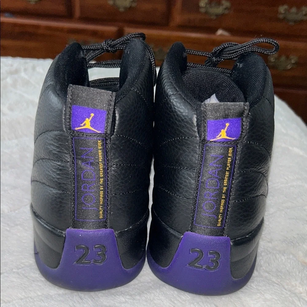 Jordan 12 Retro Men’s Size 12.5